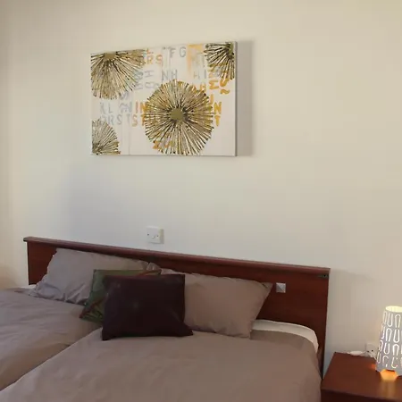 Modern 3 Bedroom Apartment, 100 Metres To The Sea! Apartment *