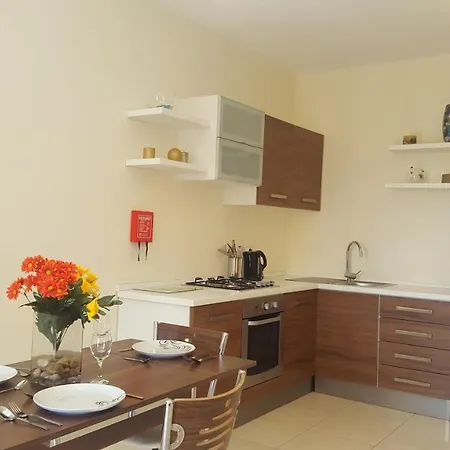 Apartment Modern 3 Bedroom Apartment, 100 Metres To The Sea! *