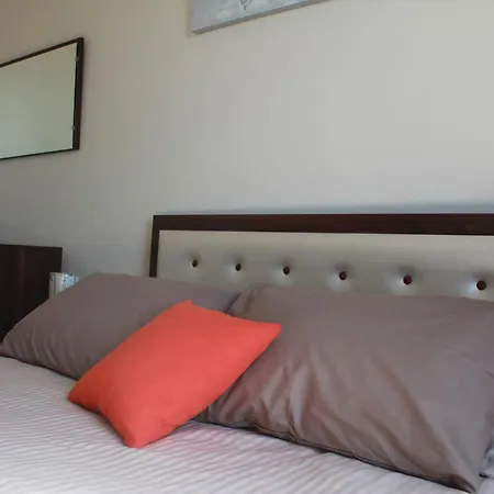 Appartamento Modern 3 Bedroom Apartment, 100 Metres To The Sea! *
